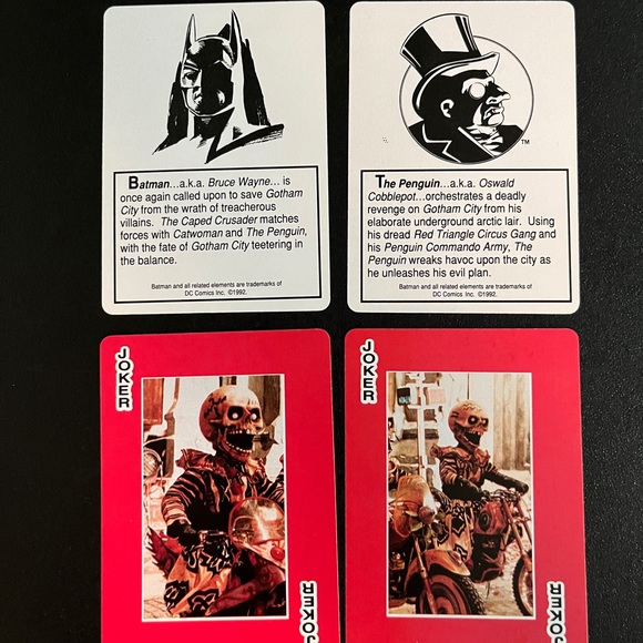 Batman Returns Playing Cards in Original Box - Picture 4 of 10